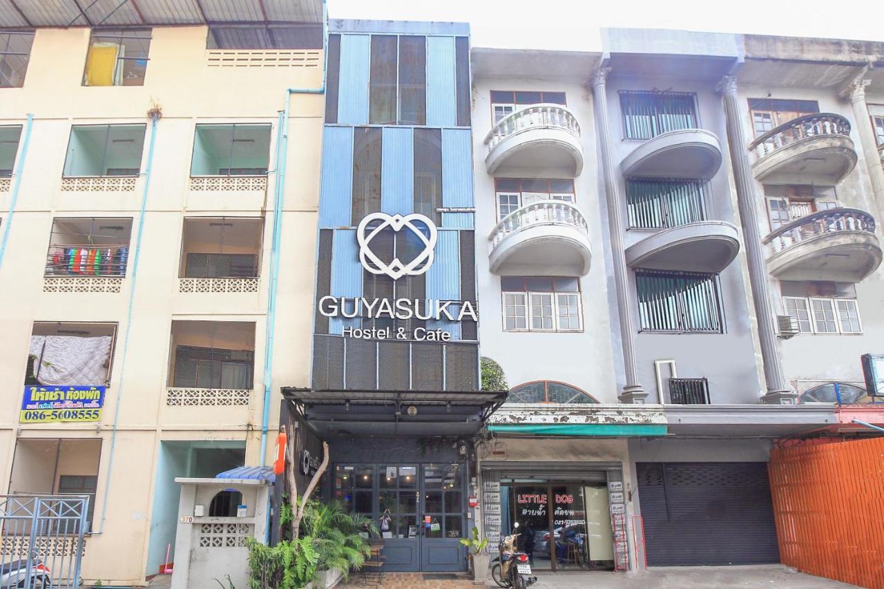 Oyo 421 Guyasuka Hostel & Cafe Банкок Екстериор снимка